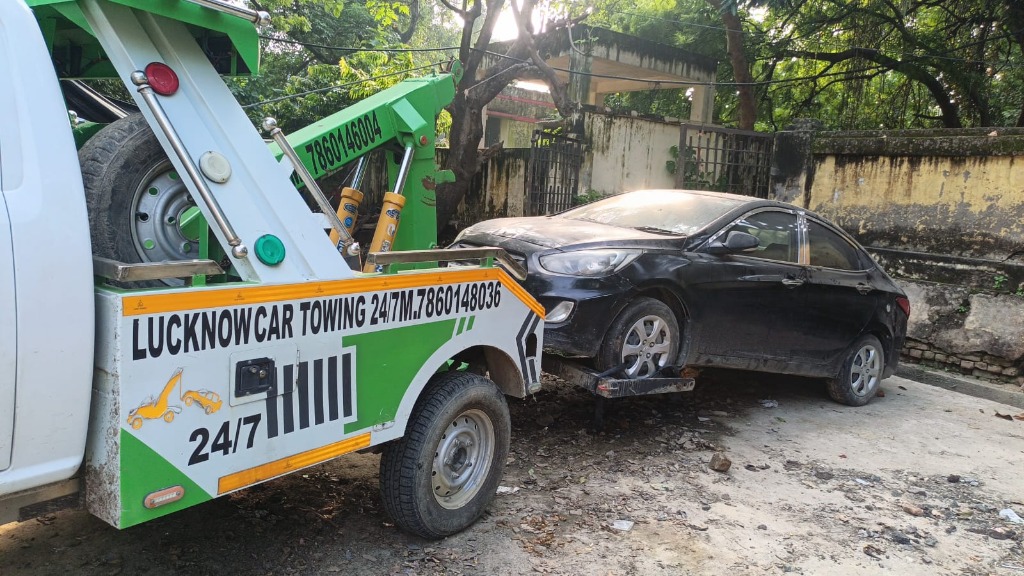 Lucknow Car Towing Service 24/7 Side Profile